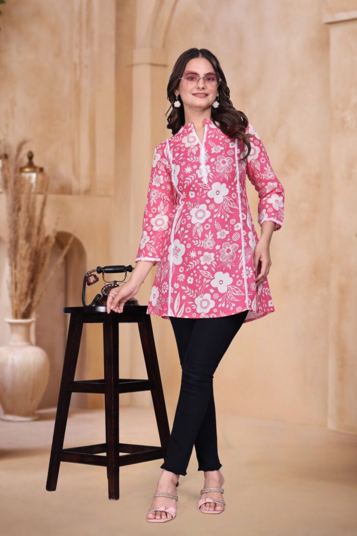 Magic Slub Cotton Blend Mill Print Top with Shiffli Lace