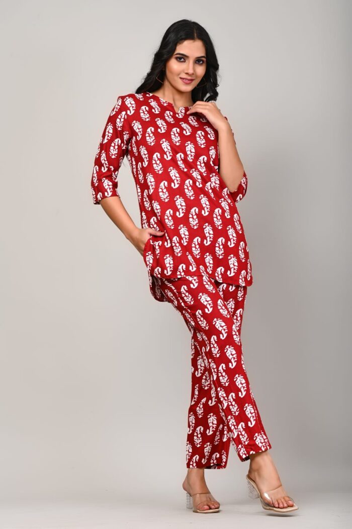 Women night suit Set Maroon Printed