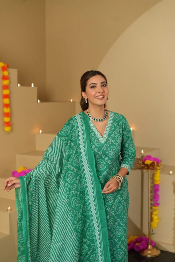 Emerald Ethnic Grace Rayon Kurta Bottom Dupatta Set